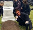 FiIp45IXgAAwZ7T.jpeg