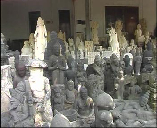 Statue.jpg