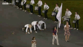 tumblr_m7ut1nqHjM1qzwhpi.gif