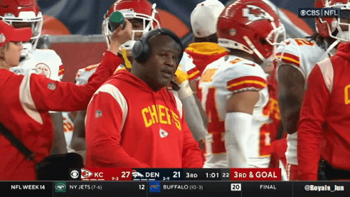 kansas-city-chiefs-royals_jun.gif
