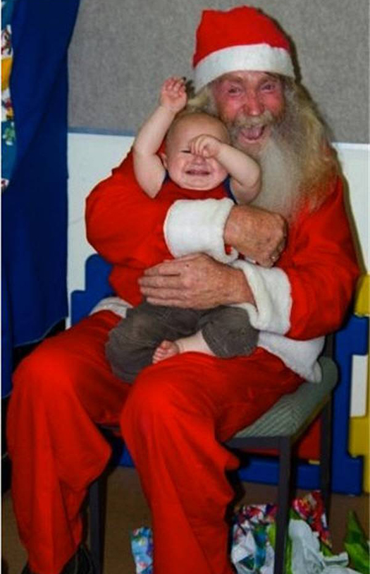 Homeless-Creepy-Mall-Santa.jpg