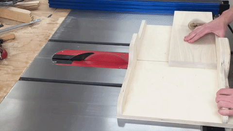 1452274696-giphy-4.gif