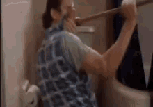 tenor.gif