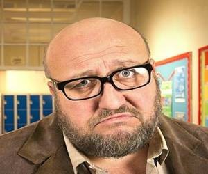 steve-spiers-bald-glasses-300x250.jpg